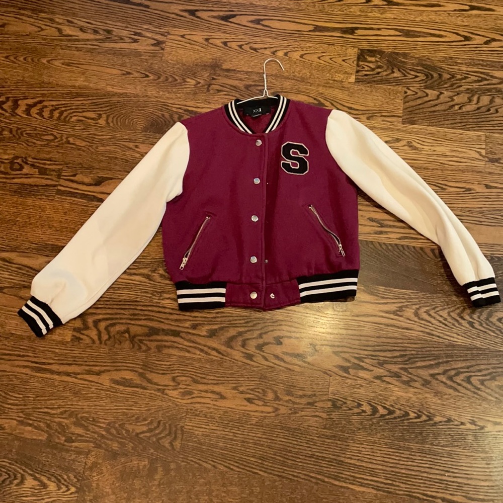 2/$25 forever 21 girls letterman’s sweatshirt jacket with buttons. Size M